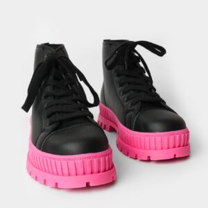 SNEAKERS - Image 1