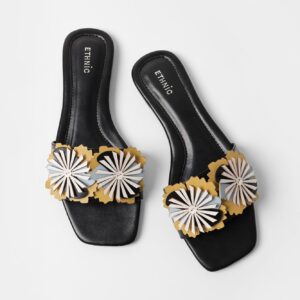 SANDAL - Image 1