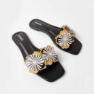 SANDAL - Image 4