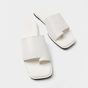 SANDAL - Image 1