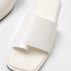 SANDAL - Image 2