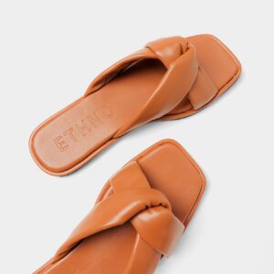 SANDAL - Image 2
