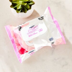 Equate Lightly Scented Wipes pH Balanced for Women's Health, 32 Wipes - Image 3