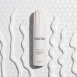 Sundae Whipped Shower Foam Coconut Cream for All Adult Skin Types - Image 3