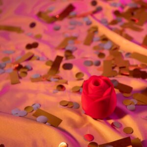 Lovehoney Mon Ami Pleasure Air Suction Vibrating Rose, Red - Image 11
