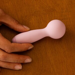 Hello Cake Pocket Wand Discreet Vibrator, Pink, 1 Count - Image 3