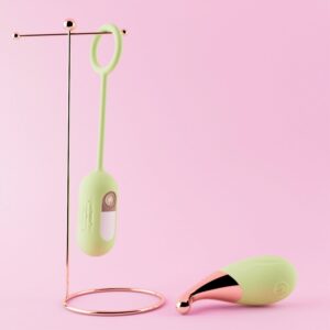 Play With Me By Blush® | Blooming Bliss 4 Piece Set - Mini Clitoral Wand Egg Vibrator With Wireless Remote - USB Charging Case - Image 8