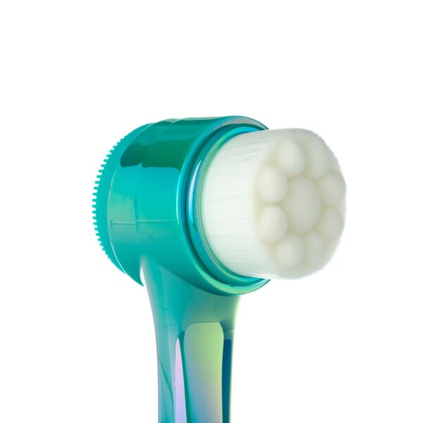 Almost Famous – Clean Freak 2in1 Exfoliator Brush – Turquoise