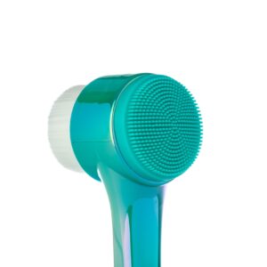 Almost Famous – Clean Freak 2in1 Exfoliator Brush – Turquoise