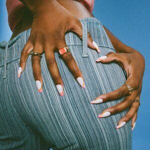 Lottie London x Chaun Legend Stay Press’d, Press on Nail Set, Pink & Orange Ombre Swirl Tips Coffin Shape, Chaunbré Sunset, 24 Nails