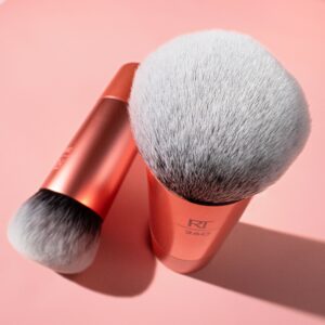 Real Techniques Bubble Blending Makeup Brush, Multipurpose Face Brush for Liquid, Cream, & Powder - Image 6
