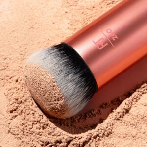 Real Techniques Bubble Blending Makeup Brush, Multipurpose Face Brush for Liquid, Cream, & Powder - Image 7