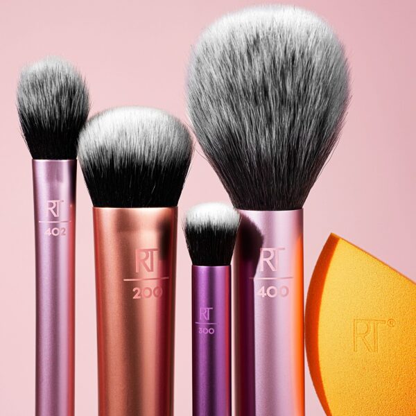 Real Techniques Everyday Essentials Kit, Makeup Brush & Beauty Sponge Set, 5 Piece Set