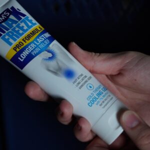 Zim's Max-Freeze™ PRO Extra Strength Pain Relief Cooling Gel, 4 oz - Image 10