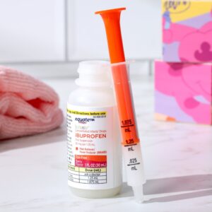 Equate Infants' Dye-Free Ibuprofen Oral Suspension Concentrated Drops, 50 mg, Berry Flavor, Ages 6 Mos to 23 Mos, 1 fl oz, Compare to Concentrated Motrin® Infants' Drops Active Ingredient - Image 3