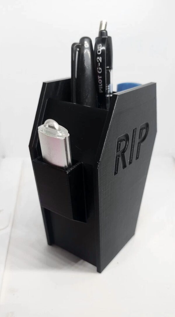 3D Printed Halloween Desk Organizer With Usb Slots